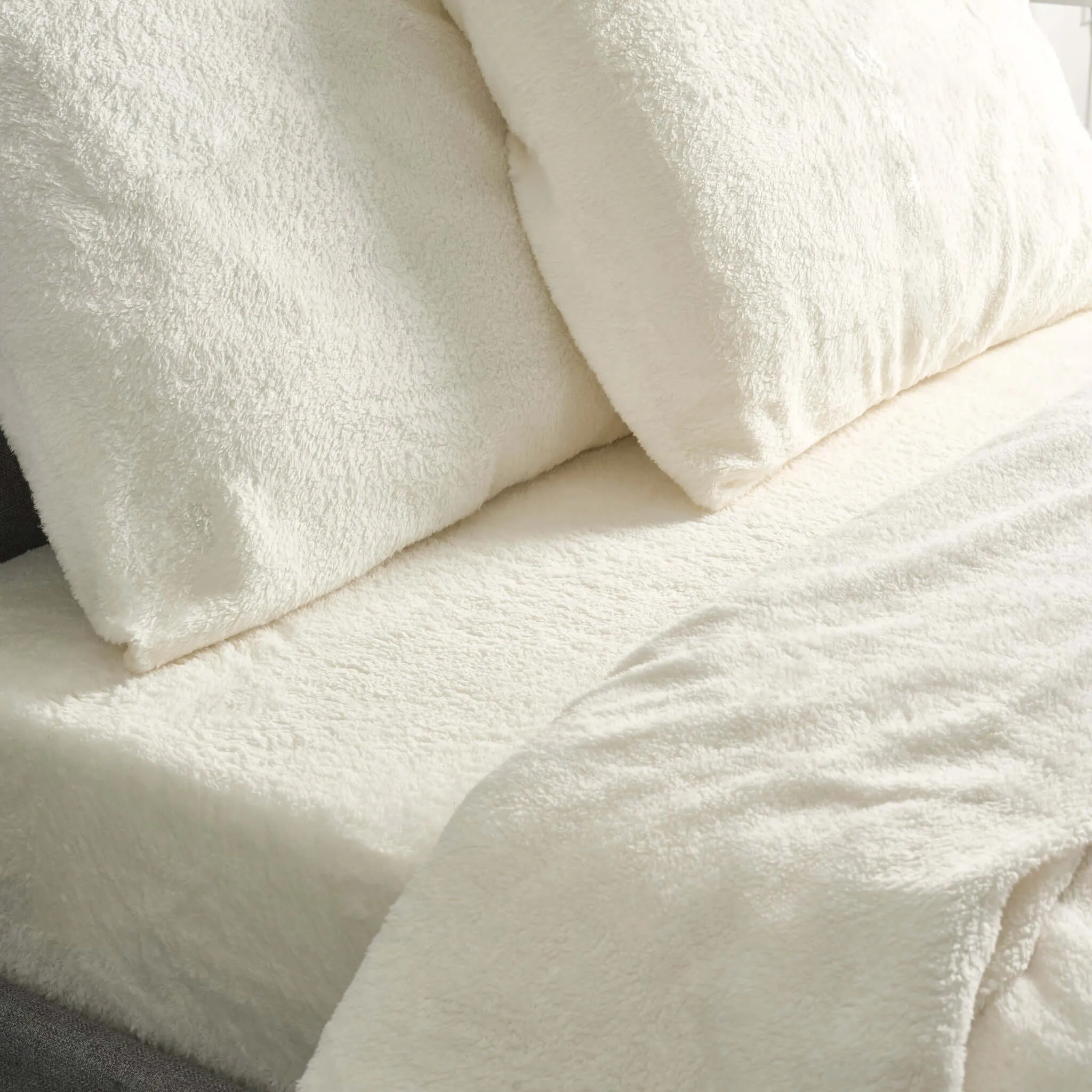 Hibernate Cosy Collection Super Soft Teddy Fleece Fitted Sheet - Ivory Cream