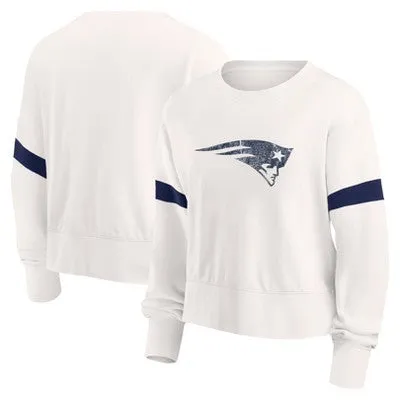 New - NFL New England Patriots Women's Primary Antique Long Sleeve Crew Fleece Sweartshirt - S