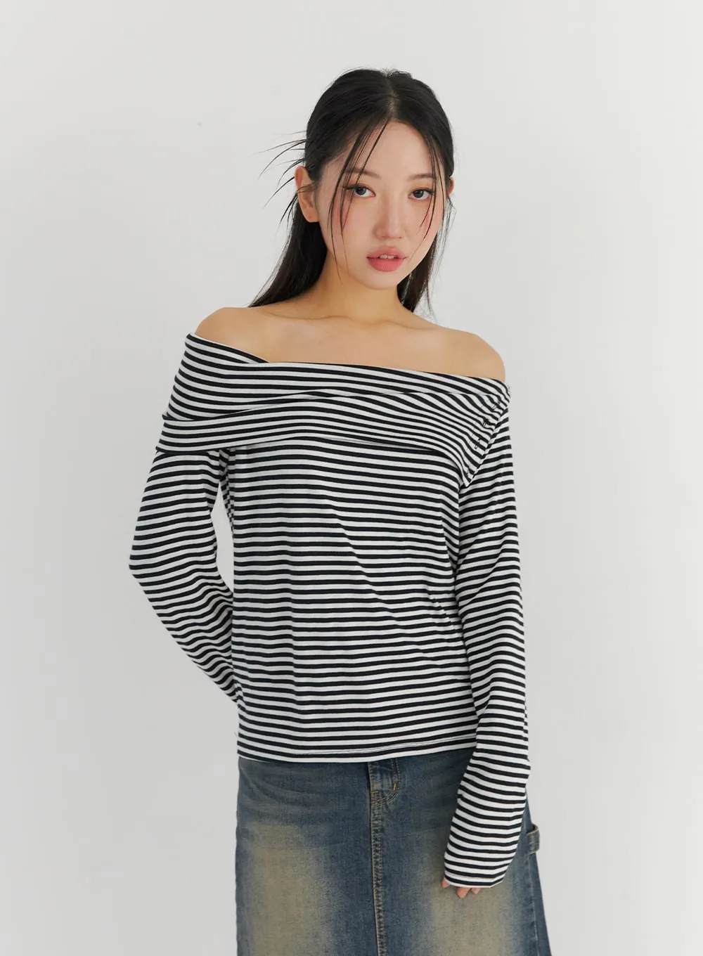 Off-Shoulder Stripe Long Sleeve Top CO324