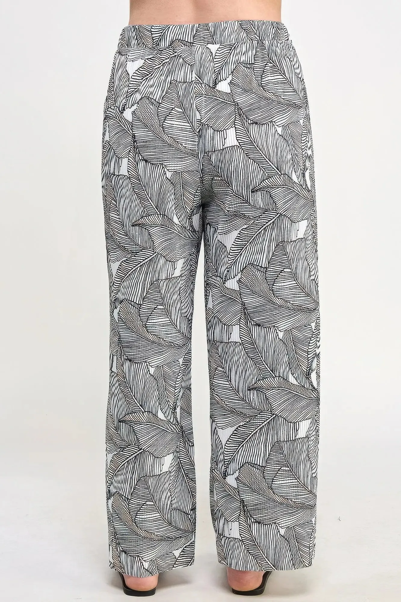 Plisse Palm Print Pants