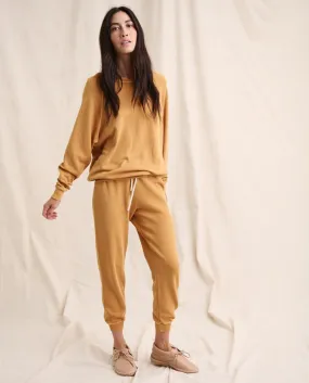 The Great - The Cropped Sweatpant in Mustard