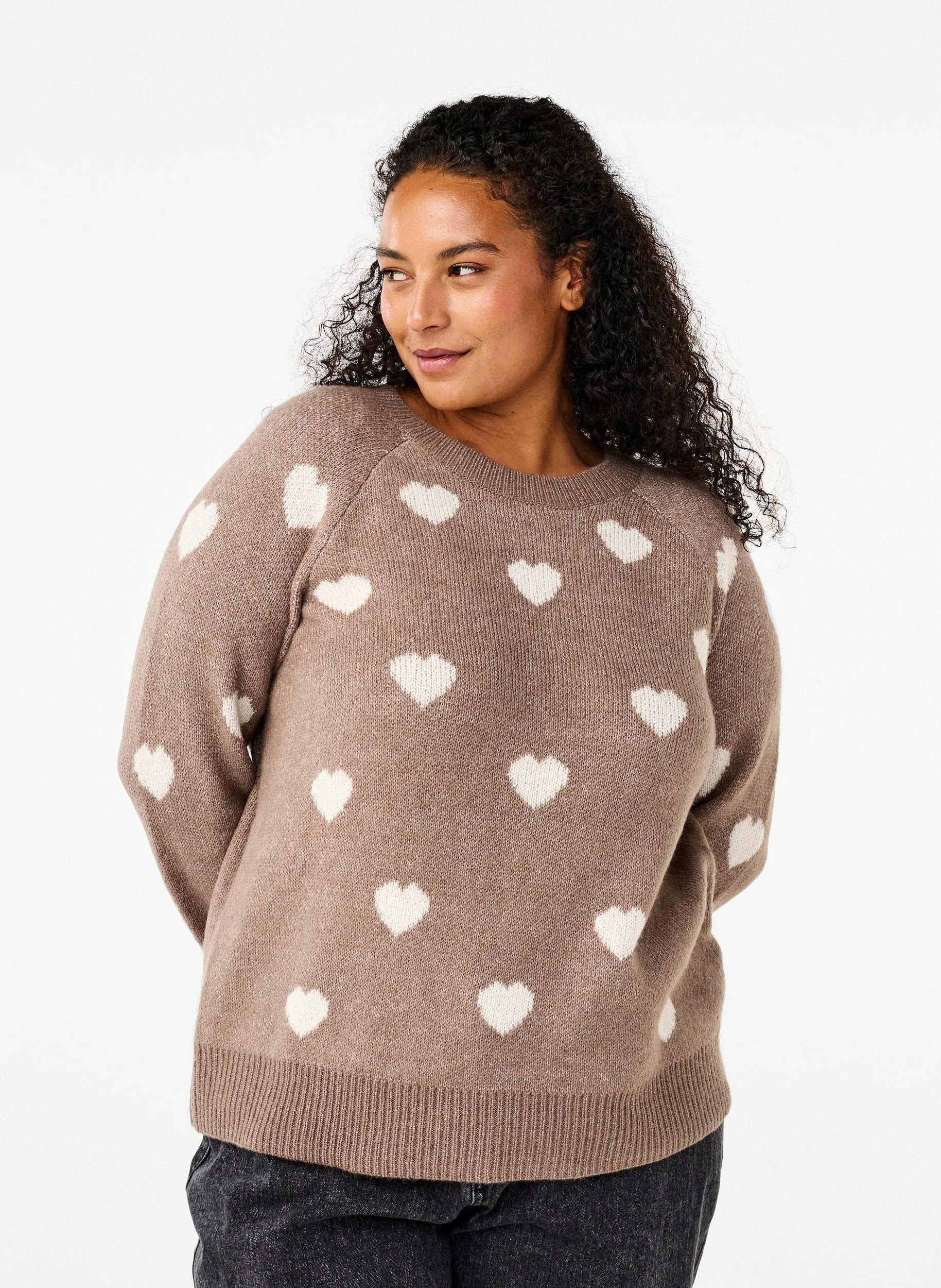 Zizzi Heart Knit Jumper in Beige